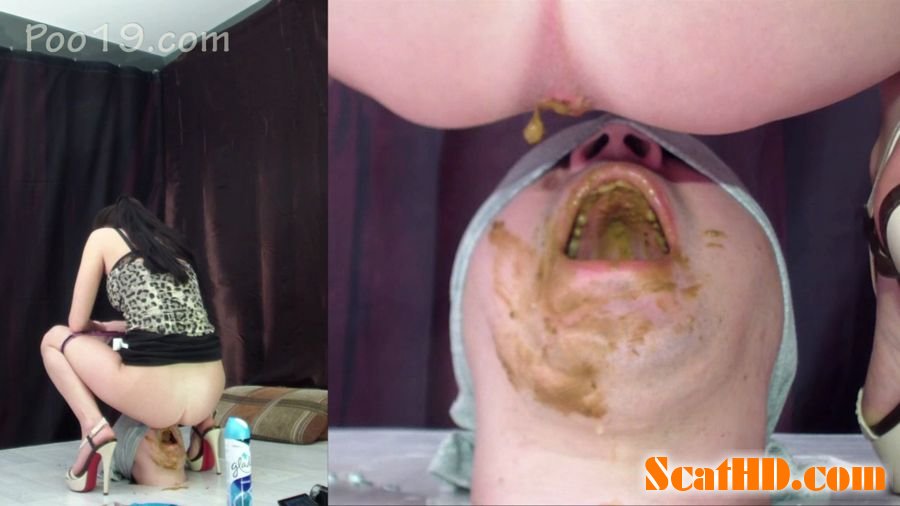 MilanaSmelly - Rapid swallowing of female shit without chewing [HD 720p]