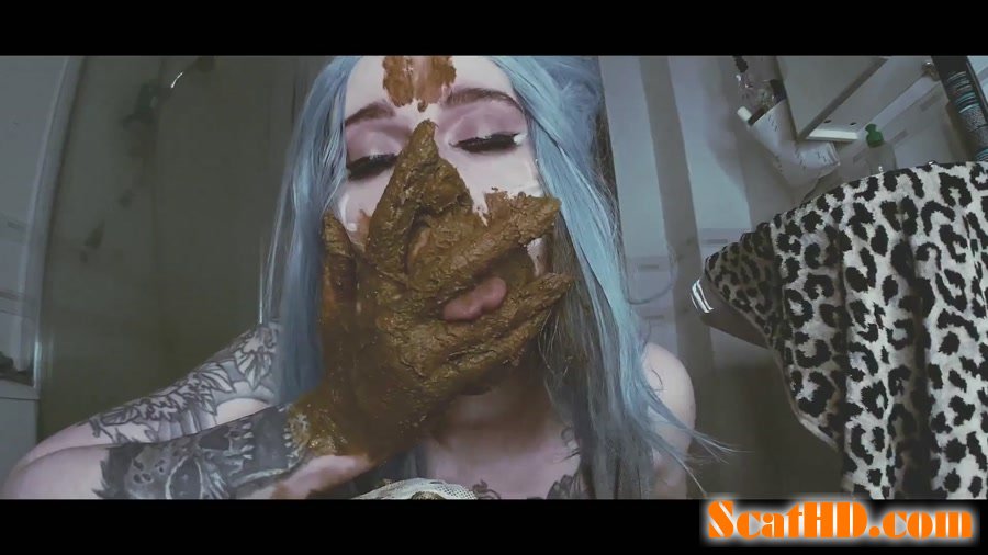 DirtyBetty - ITS ALIVE! scat poop fetish [FullHD 1080p]