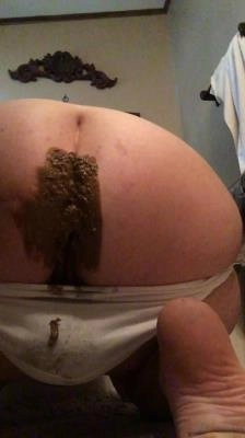 Allura - Cute Big Booty Panty Poop [SD]