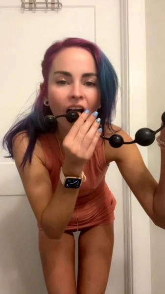 Lil Butt Lex - Licking My Anal Beads Clean [UltraHD 2K]