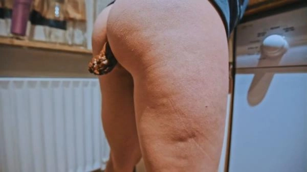 Mia Skye aka MiaRoxxx - The Dishes [HD 720p]