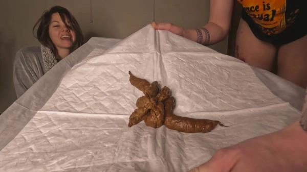 Classy N Gassy - Jan Poo Together [FullHD 1080p]