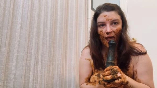 Layla Lee - Dildos Panties And Shit [FullHD 1080p]