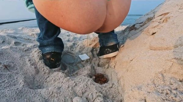 Mia Skye's Outdoor Scat Beach Fantasy in HD 720p