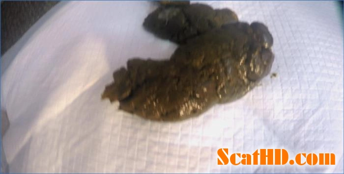 LoveRachelle2 Embraces Scat Fetish in UltraHD 4K Performance