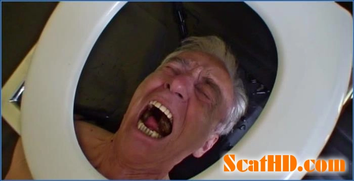 Scatqueens-Berlin Exclusive: Lady Amy and Lady Atropa Dominate Toilet Slave in Call of Nature P2