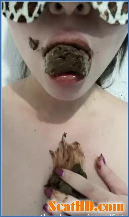 Intense Scat Action with Casal Fist in Exclusive Scatbook Video