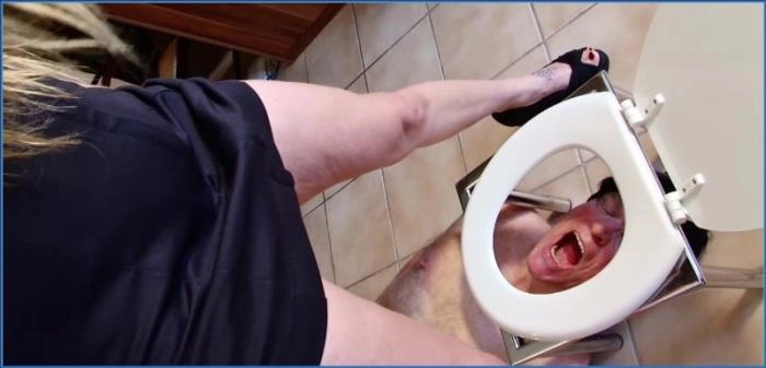 German Femdom: Lady Amy and Lady Atropa's Scat Fetish in HD download from ScatHD.com 