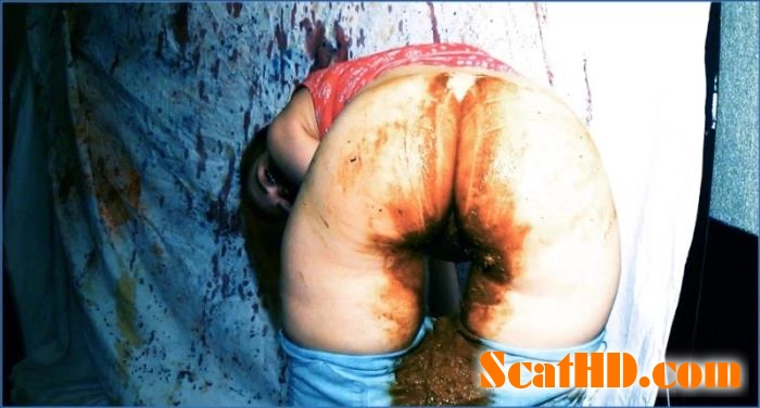Download DirtyBetty's Scat Fetish in FullHD: Lovely Blue Jeans Shit Scathd.com