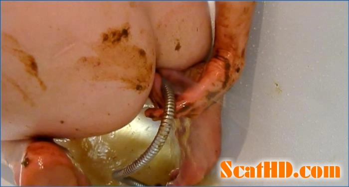 Solo Russian Scatten: Dirty Barbara's FullHD 1080p Amarotic Mastery download from ScatHD.com 