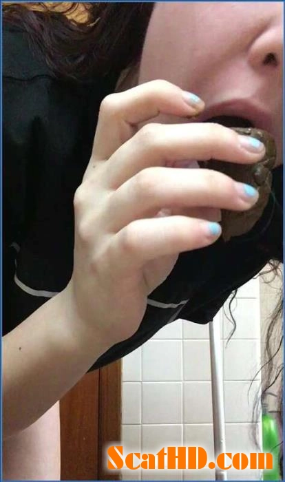 Scatqueen420's Intimate Scat Play and Smoking Exclusive on Scat-Shop.com