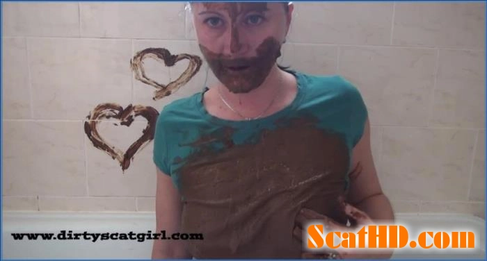 Victoria's Scat-Shop Exclusive: Blue Pantyhose Fetish and Intense Pee Play download from ScatHD.com 
