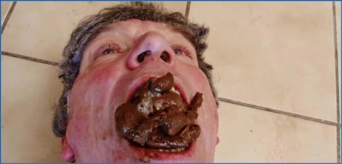 Download Scat and Vomit Training with Lady Amy and Lady Atropa: Scatqueens-Berlin HD Video Scathd.com