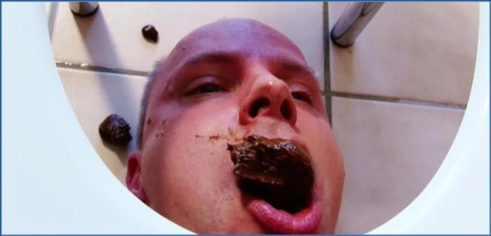 Mistress Michelle and Lady Amy Dominate Toilet Slave in Scatqueens-Berlin Exclusive download from ScatHD.com 