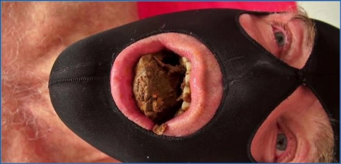 Lady Amy and Lady Atropa Dominate Toilet Slave in Exclusive Scatqueens-Berlin Video download from ScatHD.com 