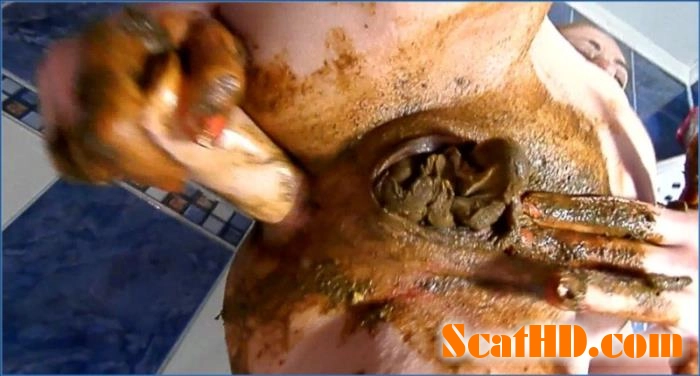 Barbara's Steamy Solo Russian Performance in FullHD 1080p