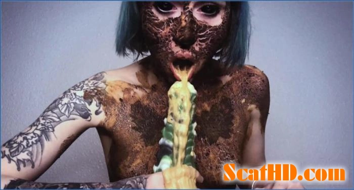 DirtyBetty's FullHD Scat and Pissing Fetish Session download from ScatHD.com 