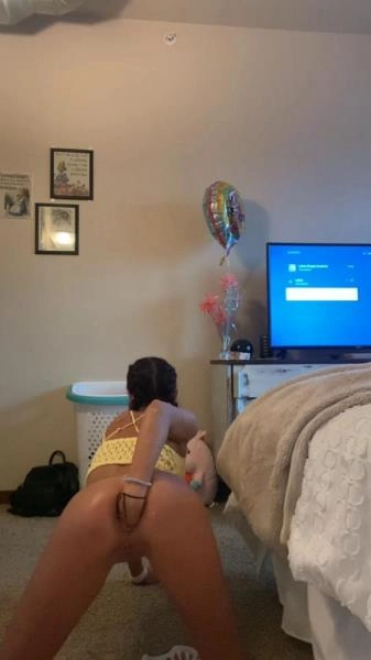 LilButtLex - Fisting and Ball Bearing 5 Times [UltraHD 2K]