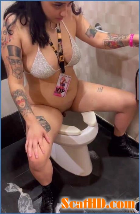Public Bathroom Trio: Indigo Dances, Butt Plug Betty, and Greek Goddess Scat Fisting in HD