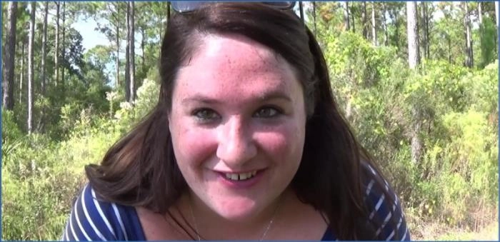 Samantha Starfish's Naughty Hiking Scat Adventure in FullHD download from ScatHD.com 