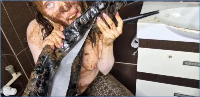 Scatlina's Ultimate Scat Experience in Abandoned Restaurant (FullHD 1080p)