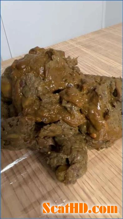 Ella Dearest's Scat and Farting Action in FullHD 1080p download from ScatHD.com 