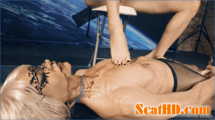 Blonde Braid Blues: UltraHD 4K Scat and Piss Action with Nazryana download from ScatHD.com 