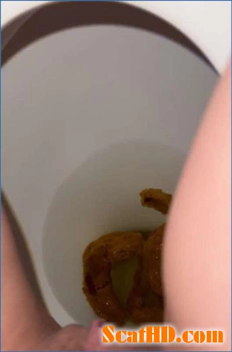 Download Kaitlyn Katsaros - Morning poop - Anal, Enema [UltraHD 2K] Scathd.com