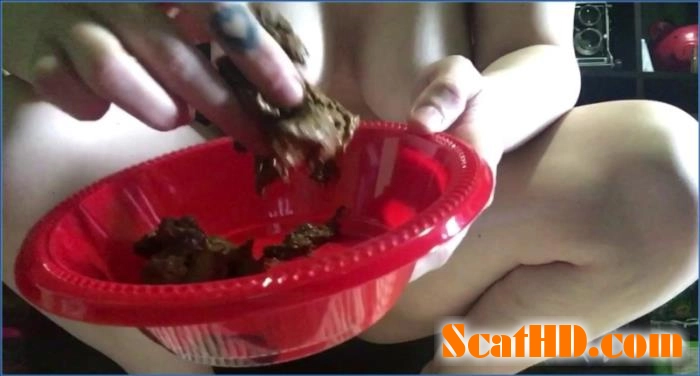 ChubbiBunni’s Ass Worship Humiliation Smear in FullHD on Scat-Shop.com