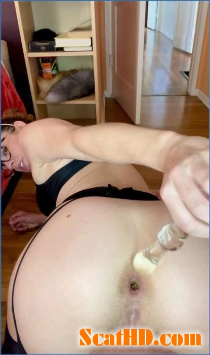 Kinky MILF VibeWithMolly's Anal Scat Play Extravaganza download from ScatHD.com 