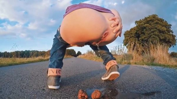HUUUGE On a Street [HD 720p] Germany, Dirty Anal