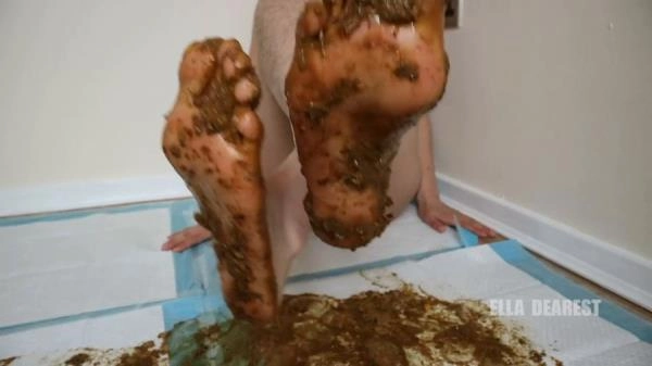 Barefoot Poop Trampling [HD 720p] Solo, Defecation download from ScatHD.com 