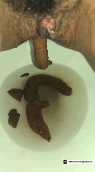 Scat Cute Sabrina 6 [SD] Brunette, Solo download from ScatHD.com 