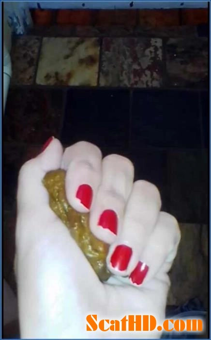 Intense Ass to Mouth Solo Play with Liglee in HD download from ScatHD.com 