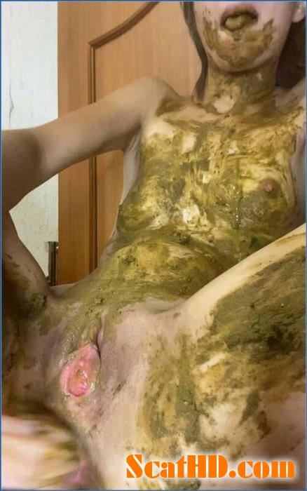 Veronika's Extreme Anal and Scat Play in Full HD download from ScatHD.com 