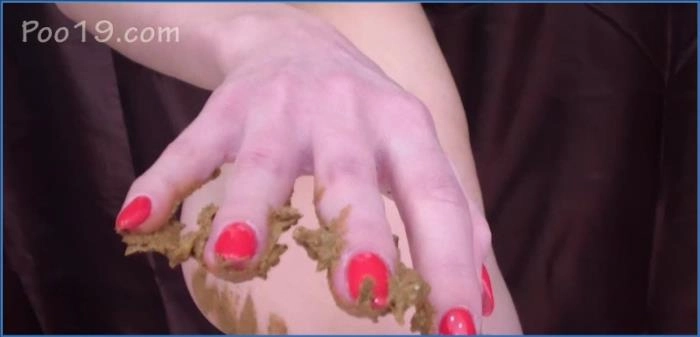 Ukrainian Fetish: MilanaSmelly's HD Panty Pooping and Facesitting download from ScatHD.com 