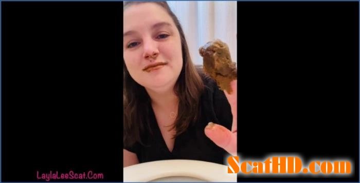 Layla Lee Poop Smearing Big Ass in Dirty Panty Shit Eating Scat Porn download from ScatHD.com 