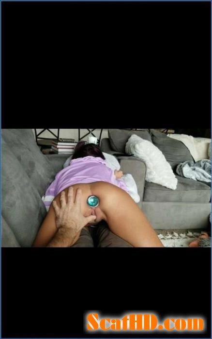 Laying On My Master with LilbuttLex in Kaviar and BDSM download from ScatHD.com 