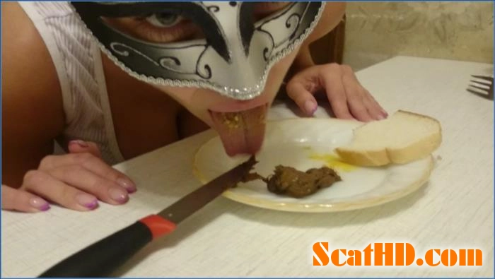 Extreme Scat Play with Natalya: FullHD Piss and Smearing footage download from ScatHD.com 