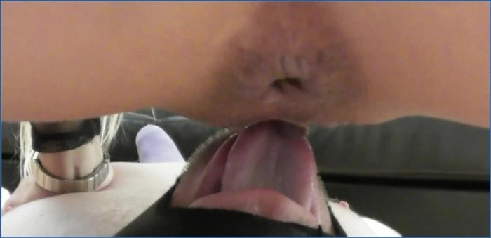 Kaviar- Princess Nikki Licks Pussy, Sucks Dick, and Eats Shit in Femdom download from ScatHD.com 