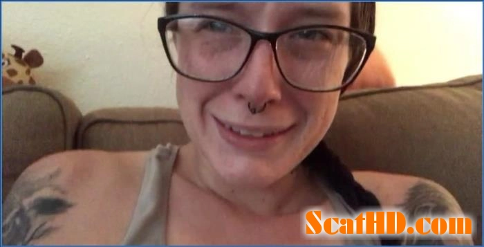 Extreme Fetish Play: Real Farts and Scat with Missellie in HD download from ScatHD.com 