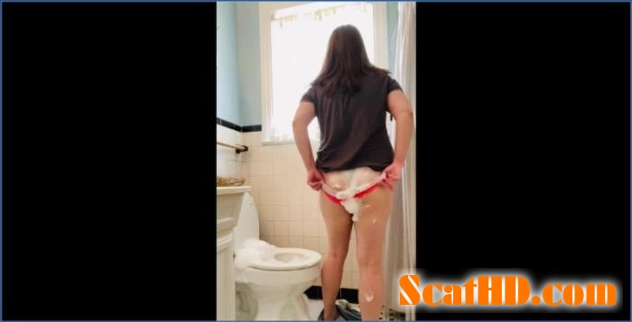 Layla Lee's Big Ass Scat video in FullHD download from ScatHD.com 