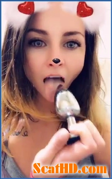 Anal Pleasure with LilbuttLex in Licking My Butt Plug Clean 13 FullHD download from ScatHD.com 