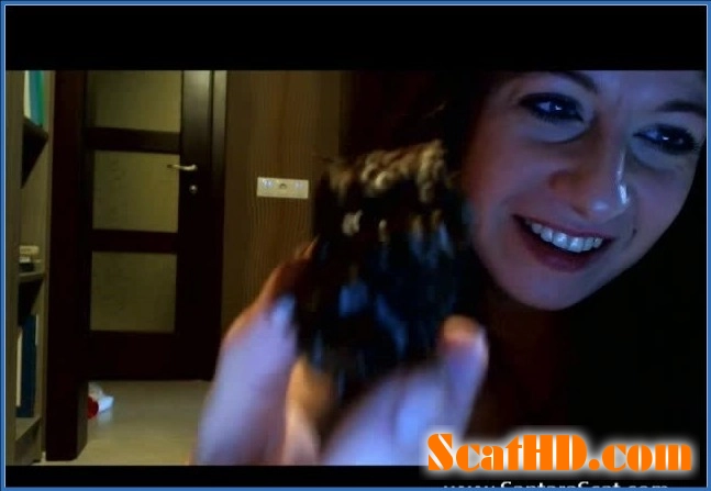 Christmas Treat: Scat and Piss with Santara download from ScatHD.com 