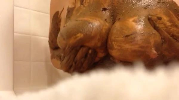 Smearing My Shit On My Boobs [SD] Amateur, Scat download from ScatHD.com 