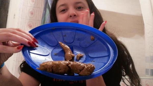 Shit On Lid [FullHD 1080p] Espana, Teen download from ScatHD.com 