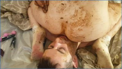 Shit Eating with Astra Celestial in Christmas Shitty Massacre Part 5 download from ScatHD.com 