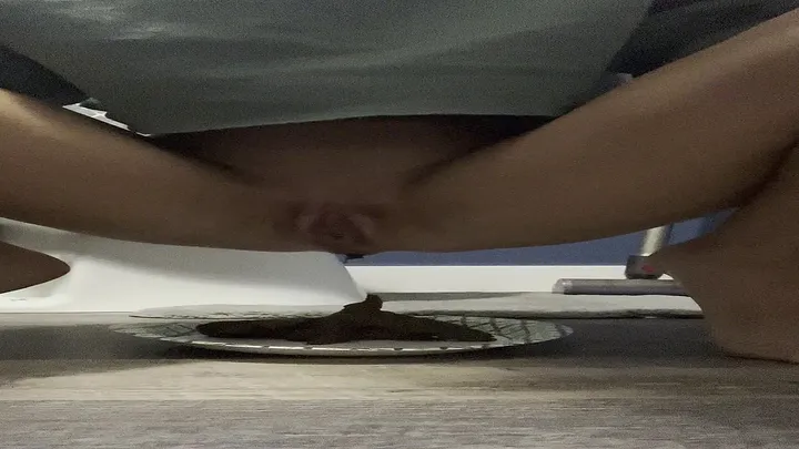 Scat show: Deep Impact's messy Quick Poop Drop download from ScatHD.com 