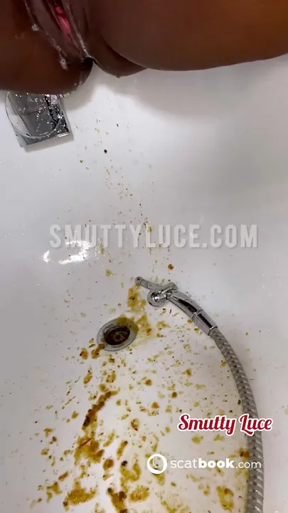 Smutty Luce's Candid Homemade Kaviar Grind - Amateur Scat Solo Release