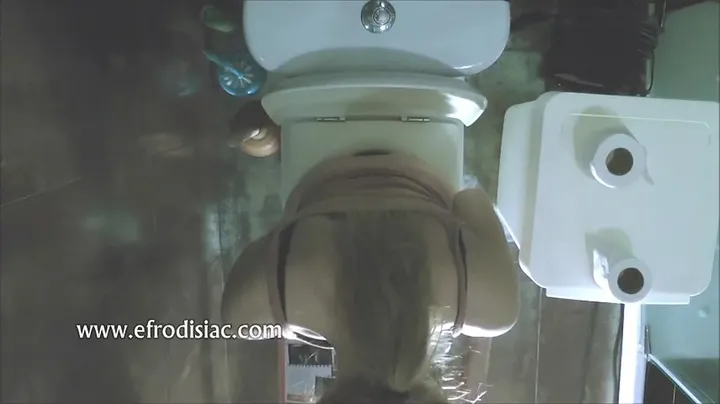 Spy Cam Captures Candid Scat, Pooping and Peeing on the Toilet download from ScatHD.com 